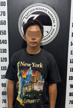 Satresnarkoba Polres Bone Amankan Dua Residivis Pengedar Sabu di Watampone