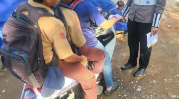 Bonceng Anak Tanpa Pakai Helm, Satlantas Polres Bone Tindak Pengendara