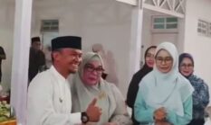 Bupati Bone melaksanakan buka puasa bersama di rumah jabatan dalam rangka mempererat tali silaturrahmi di rangkaikan dalam merayakan ulang tahun ketua TP PKK Bone