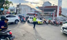 Commander Wish Sore Satlantas Polres Bone Amankan Lalu Lintas Jelang Buka Puasa