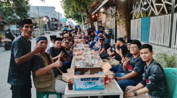 Pererat Silaturahmi, Ormas LKGH Bone Gelar Buka Puasa Bersama dan Berbagi Takjil