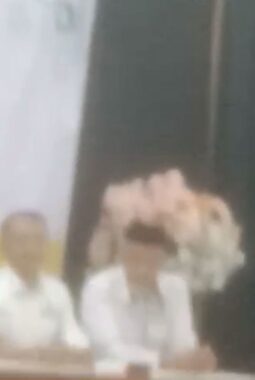 Bupati Bone Berbagi Paket Sembako Ramadhan kepada Ratusan Tukang Ojek