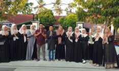 Siswa UPT SDN 21 Panyula Berbagi Takjil di Hari ke-23 Ramadan 1447 H