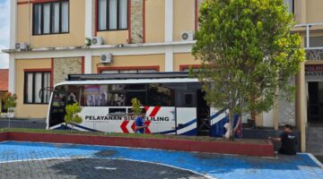 Pelayanan SIM Keliling Hadir Setiap Sabtu di Mapolres Bone