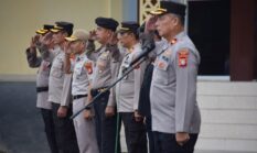 Jaga Kamseltibcar Lantas, Satlantas Polres Bone Edukasi Pemilik Usaha Dan Tukang Parkir