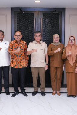 Wakil Bupati Bone Temui Menteri Ketenagakerjaan RI, Bahas Penguatan Program Ketenagakerjaan dan Peluang Kerja