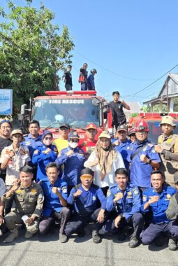 Kebakaran Lahan di Kampus UNM Bone, Damkarmat dan Sejumlah Instansi Turun Tangan