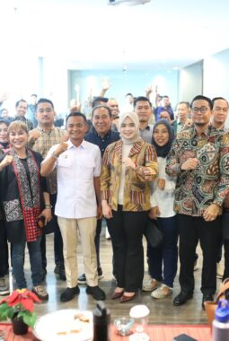 Buka Bimtek DPRD Bone, BupAAS Tekankan Satu Komitmen: Aspirasi Rakyat Harus Dikawal